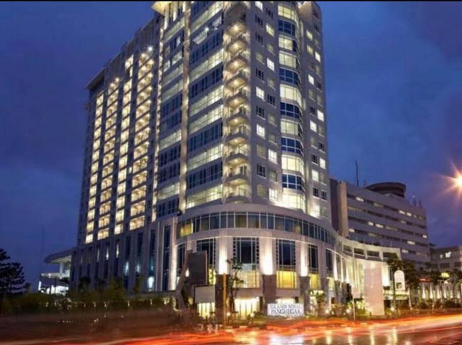 Two Bedroom Apartment At El Royale Hotel Bandung Exteriér fotografie